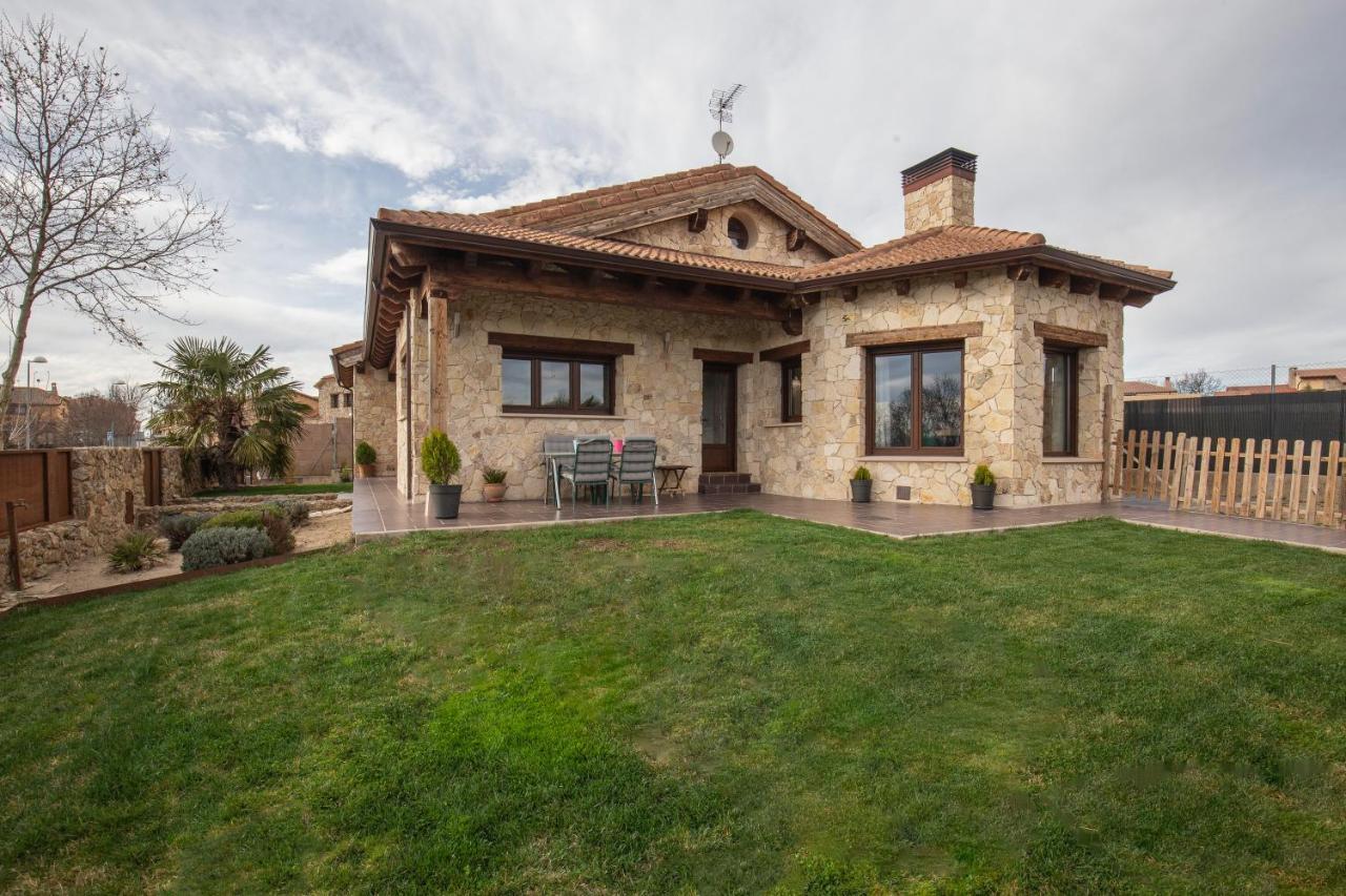 Casa Rural La Nava De Tizneros Exterior photo